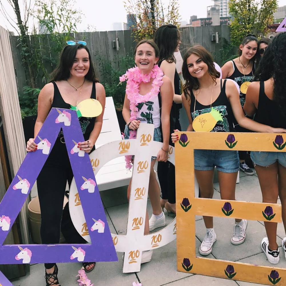 Meet your Posher, Taylor