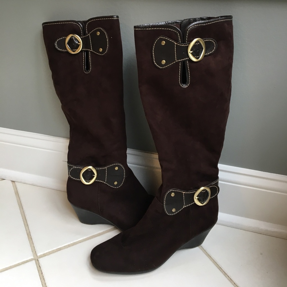 Aerosoles brown suede wedge heel boots