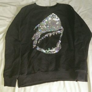 Forever 21 sequinned shark sweatshirt