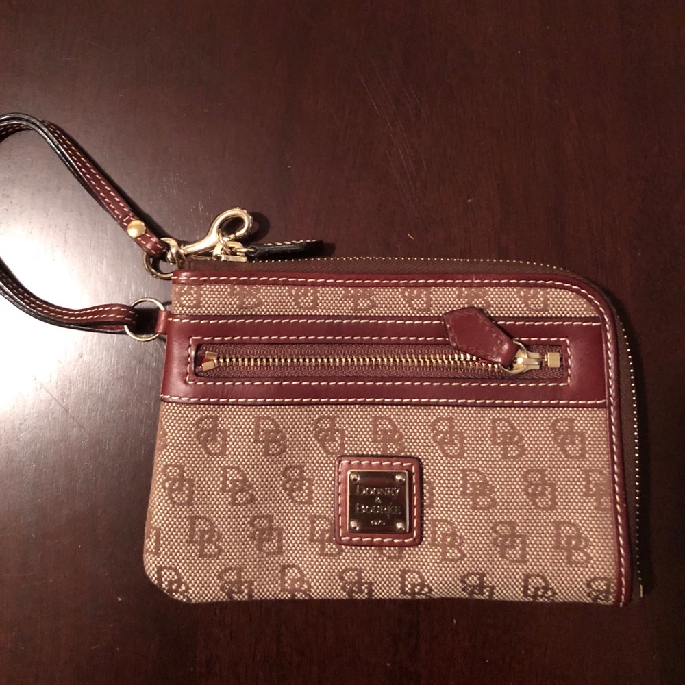 Dooney&Bourke wristlet