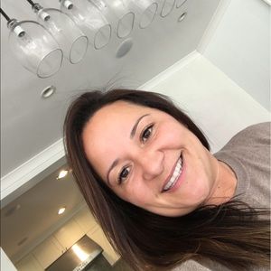 Meet your Posher, Izabella