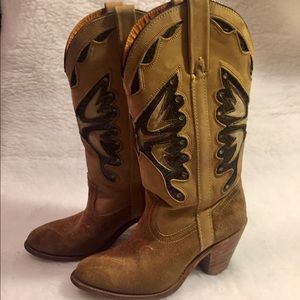Miss Capezio, Cowboy Boots