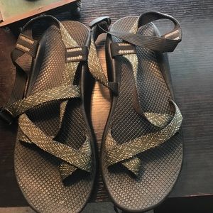 Men chacos