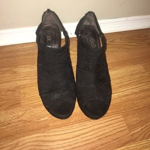 Black faux suede Carlos wedges