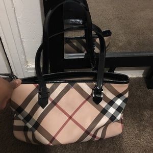 Burberry nova