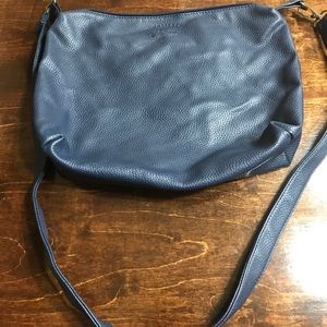 Bass & co blue cross body