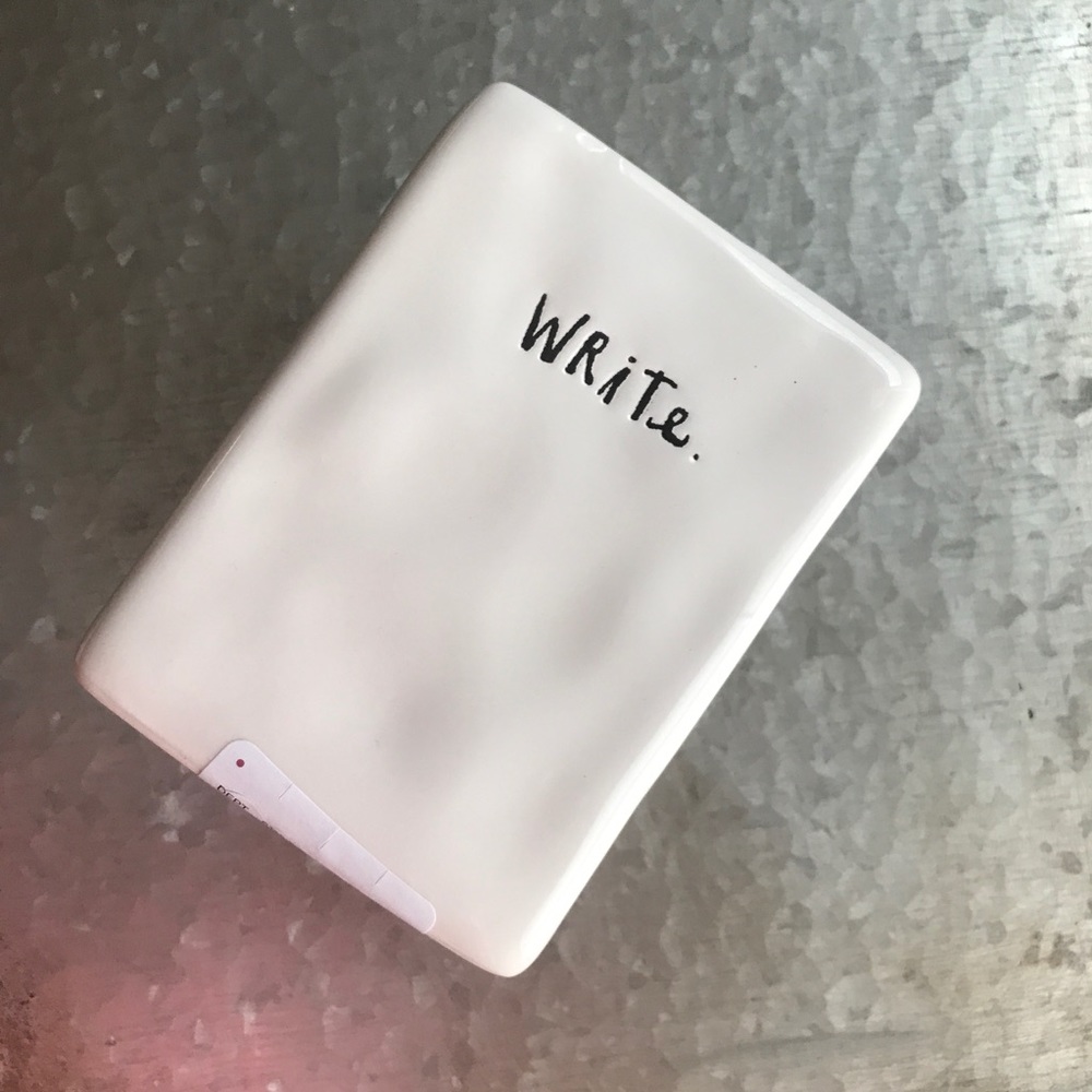 Rae Dunn By Magenta WRITE pen/pencil holder NWT
