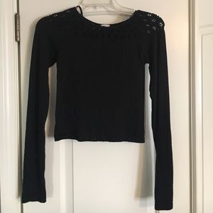 Crop top black long sleeve