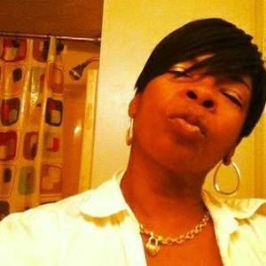 Meet your Posher, Lorraine