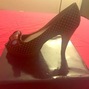 Black and white polka dot / red peep toe heel
