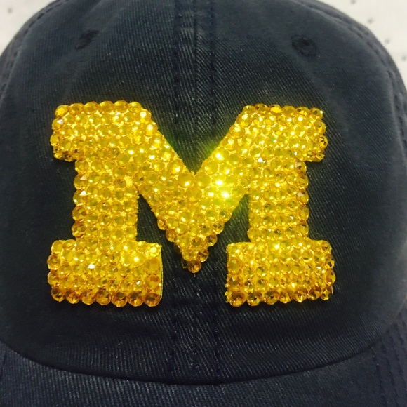 Women\'s University of Michigan Swarovski Hat main image 7