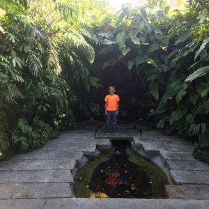 Meet your Posher, Kelly