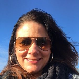 Meet your Posher, Christine