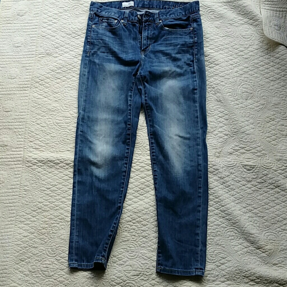 Gap 1969 boyfriend ankle jean. 26/2