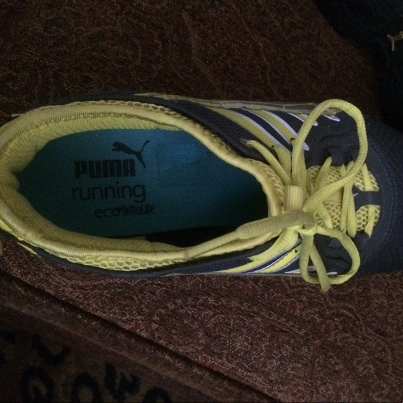 Puma running shoes - Picture 3 of 3