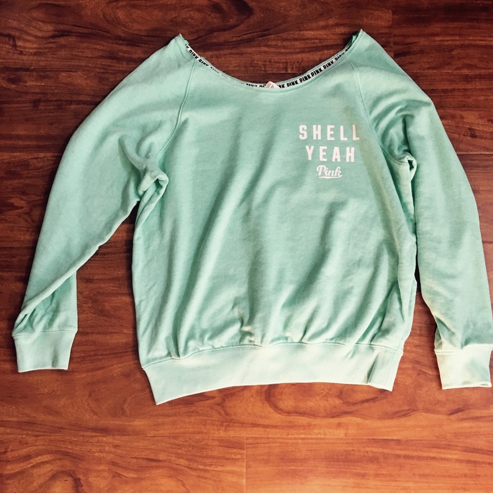 Vs pink crew size medium !