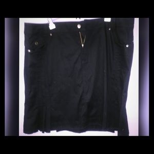 ✨Lane Bryant✨ pleated denim skirt