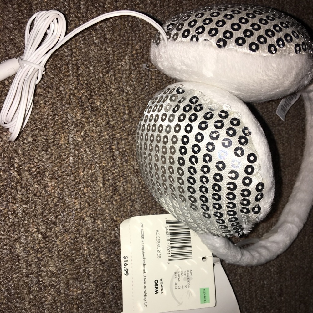 Winter music muffs