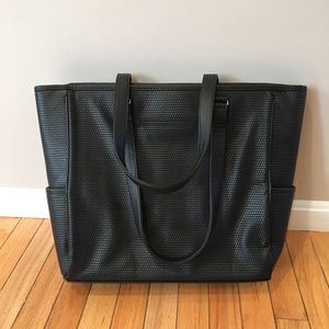 Tote