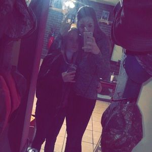 Meet your Posher, Abby