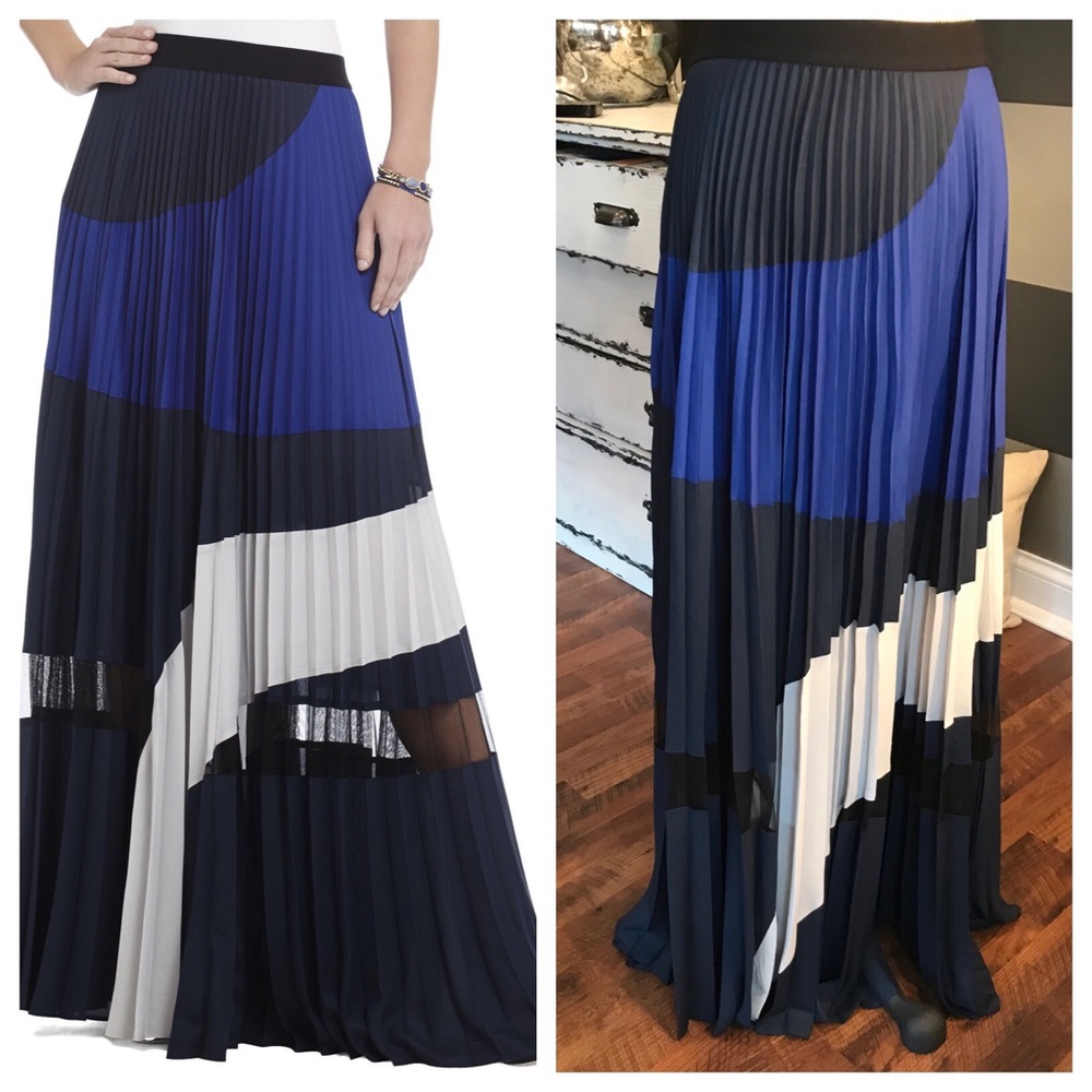 BCBG Christy skirt - XS to M. Semi sheer details.