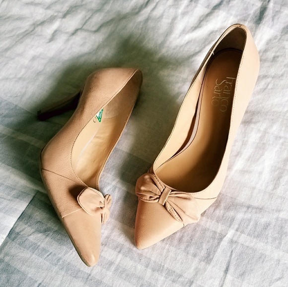 Franco Sarto Shoes - Franco Sarto Nude Bow Heels