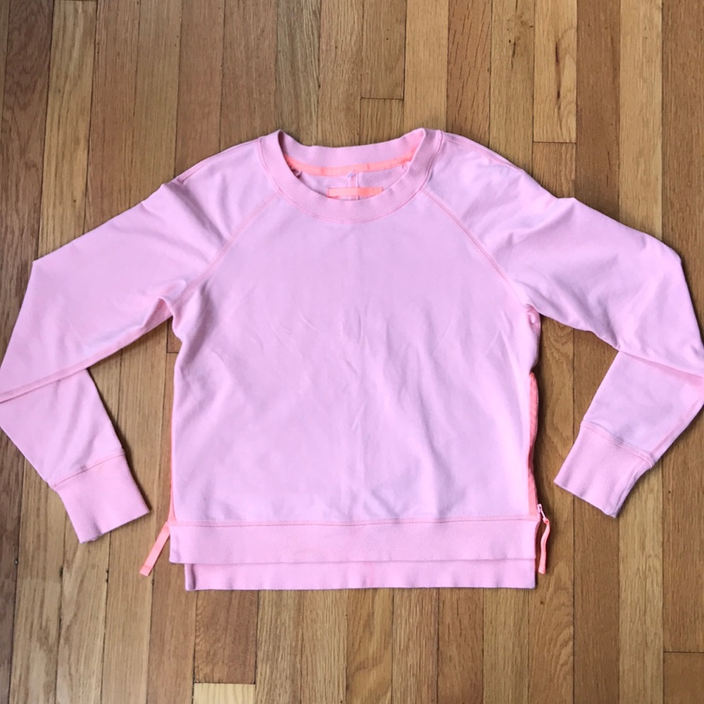 Lululemon sweatshirt