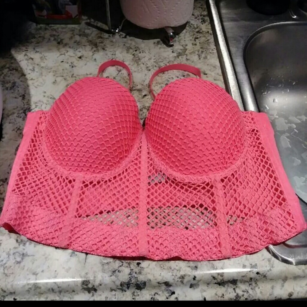 Hot Pink Bartlett