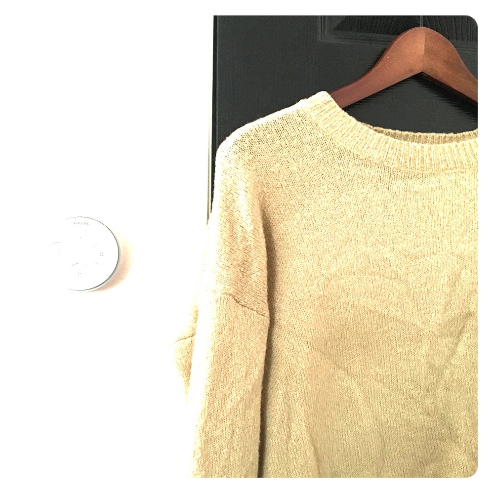 Forever 21 sweater 💓
