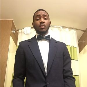 Meet your Posher, Devin