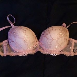 Never worn before gorgeous pink lace push-up bra