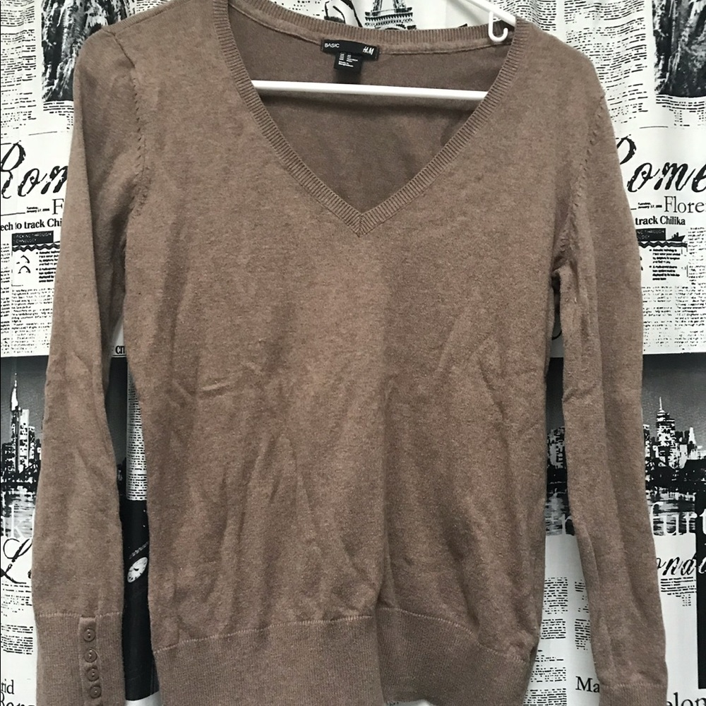 H & M sweater brown