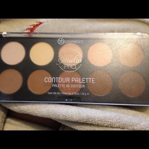 Bh Cosmetics contour palette