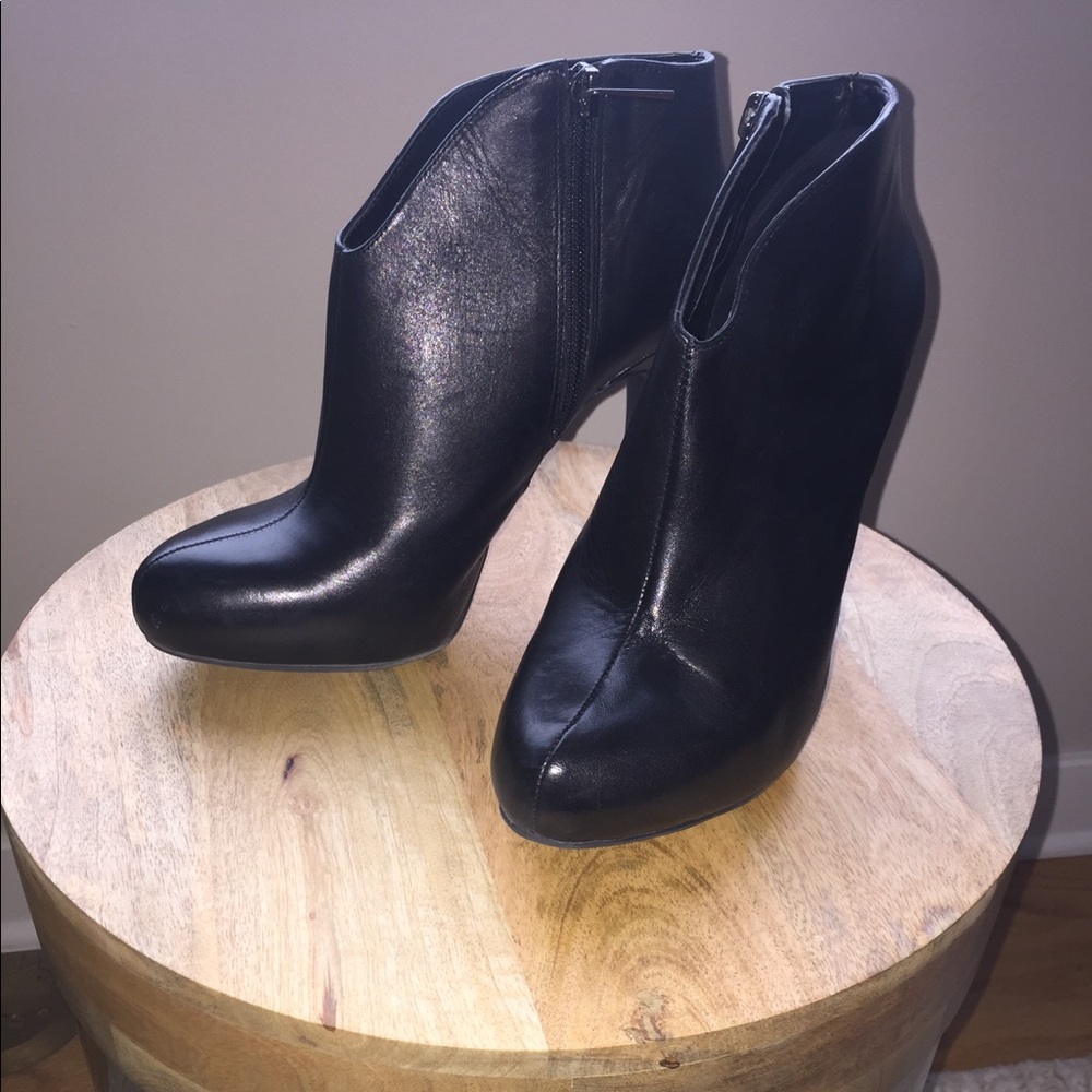 Jessica Simpson Black Leather Booties