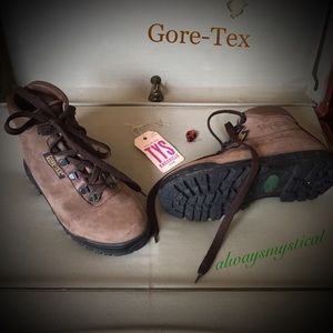 Gore-Tex Vasque Italian Leather Hiking Boot