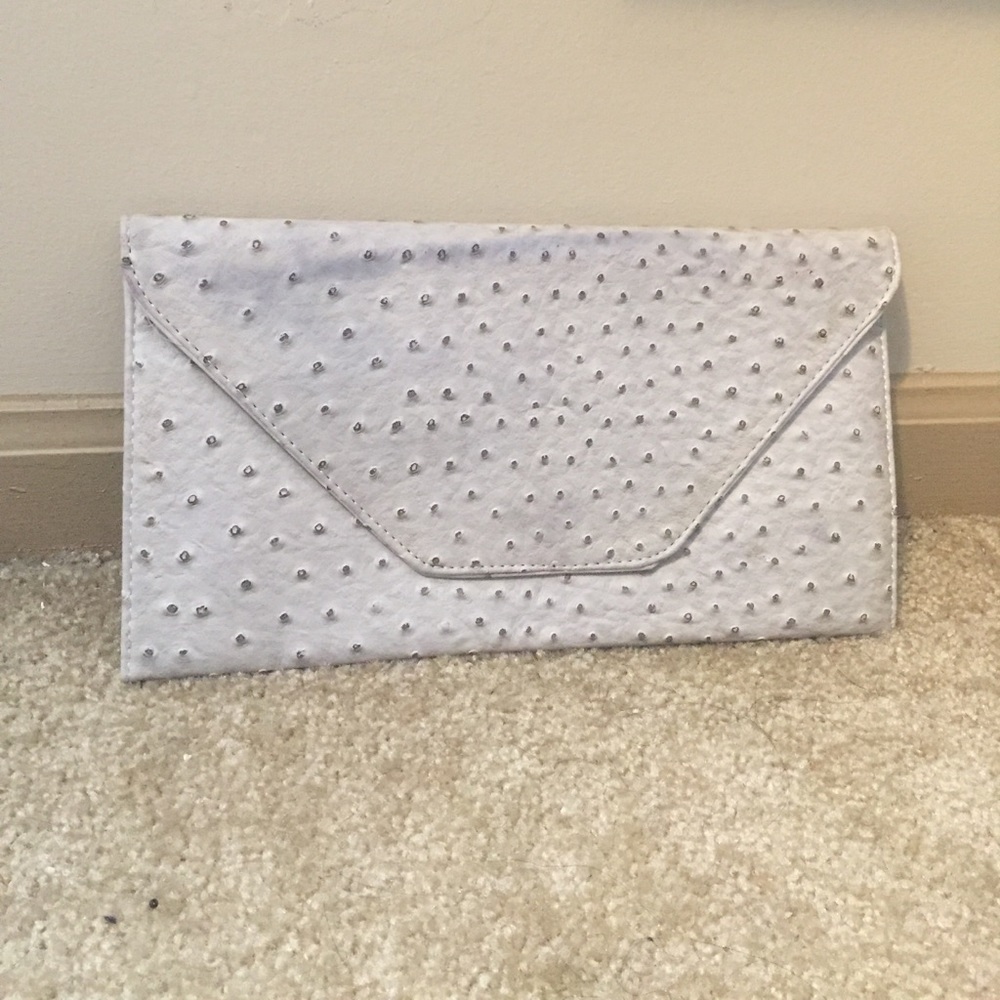 Gray clutch