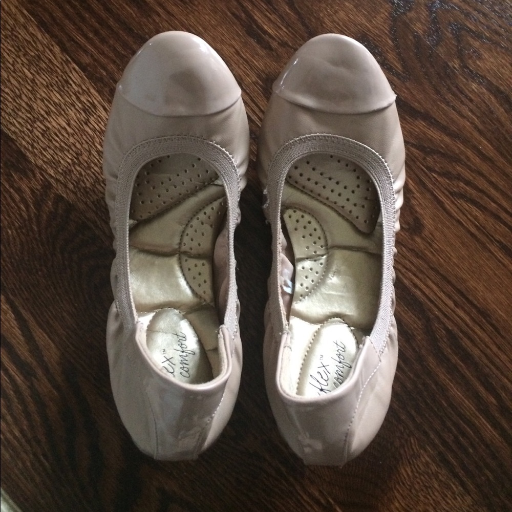 Nude Dexflex Comfort Ballet flats