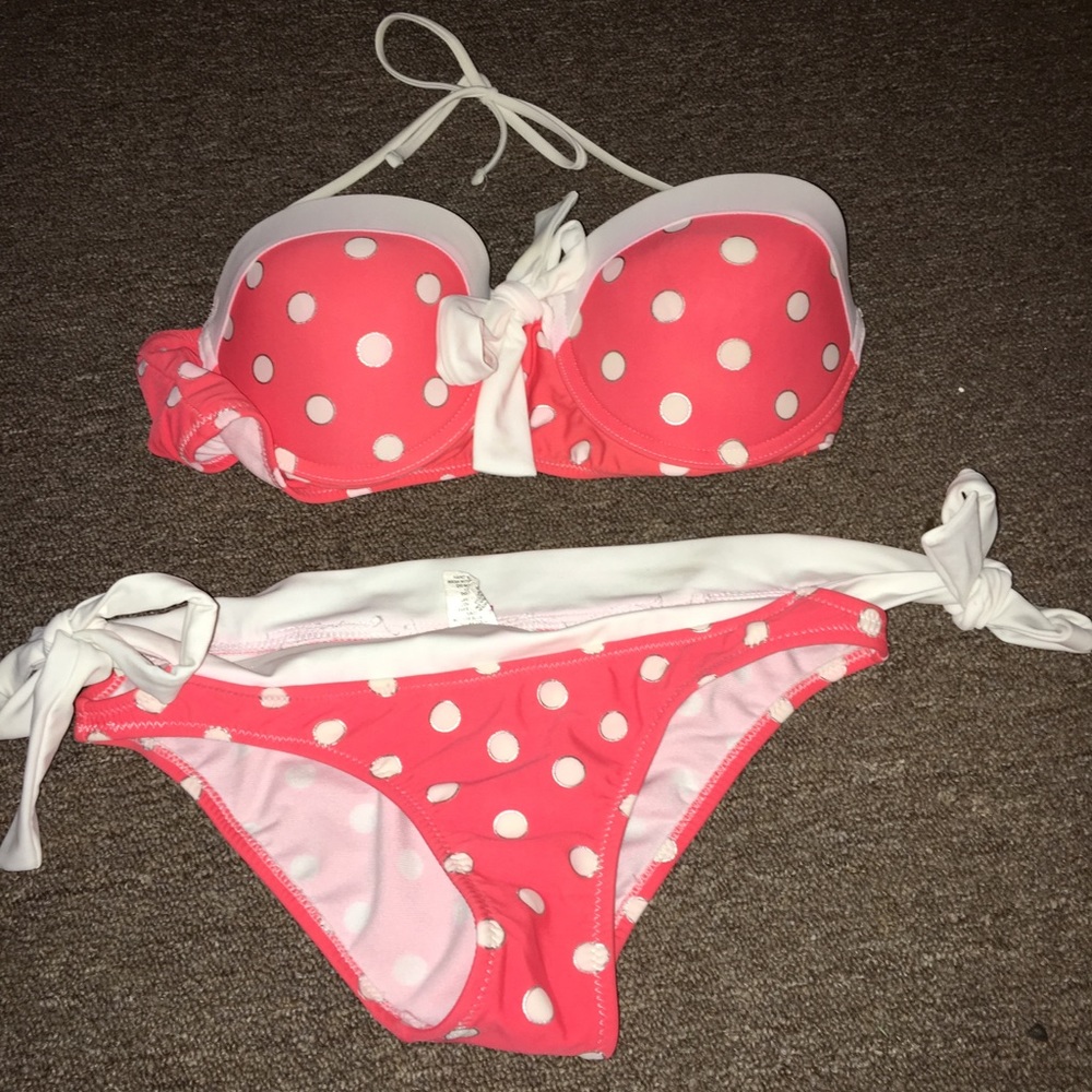 Pockadot bikini