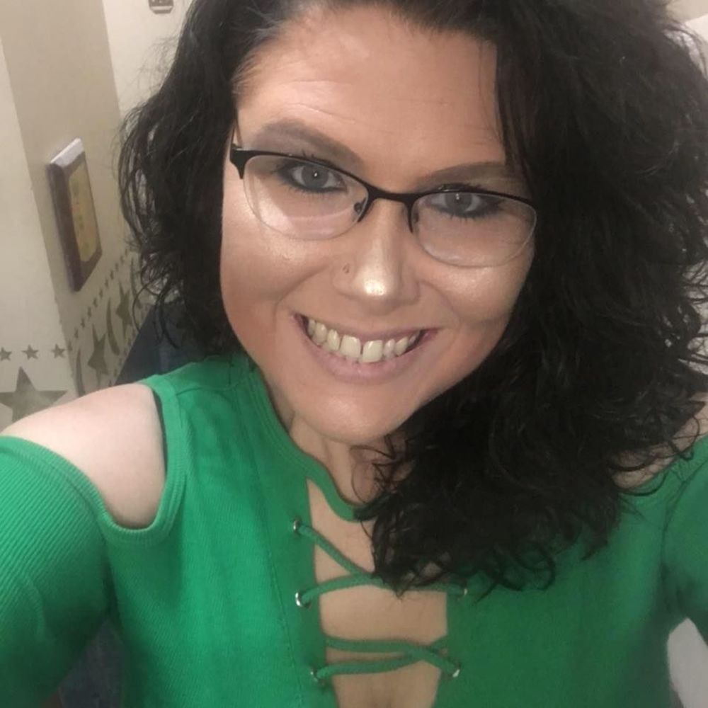 Meet your Posher, Tosha