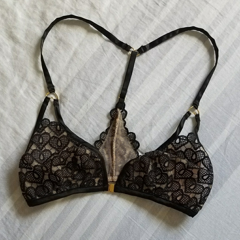 NWT VS Exclusive Bralette