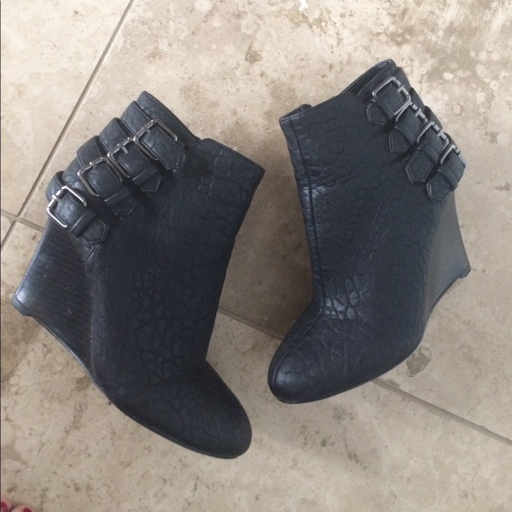 Black leather wedge boot closed toe ankle booties