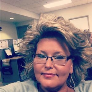 Meet your Posher, Kim