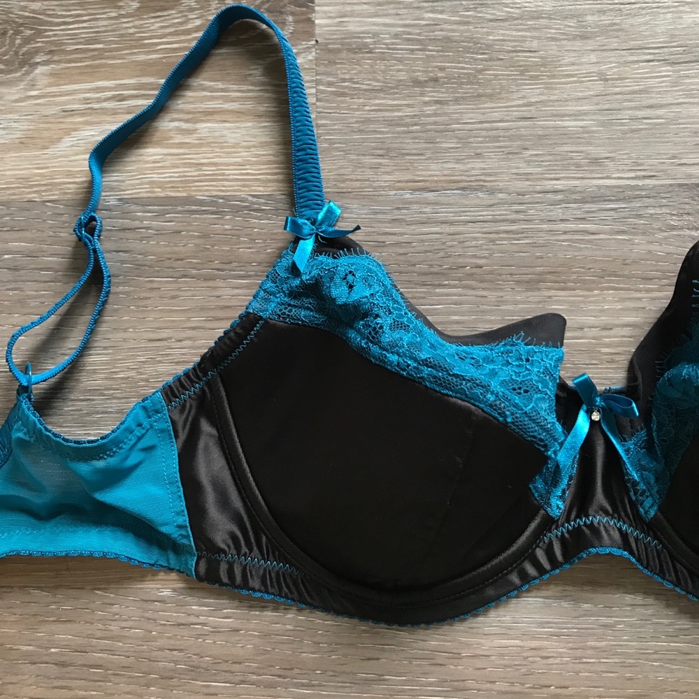 Stunning teal and black bra Pour Moi UK 34F