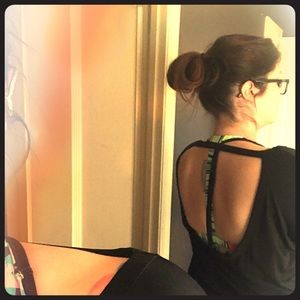 VSX Victoria's Secret Sport yoga top.