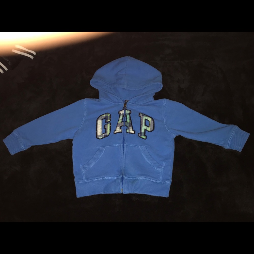 Gap Kids!! Cool color and warm jacket😍