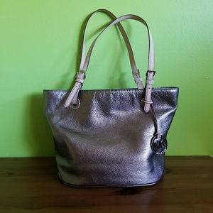 Michael Kors gray purse