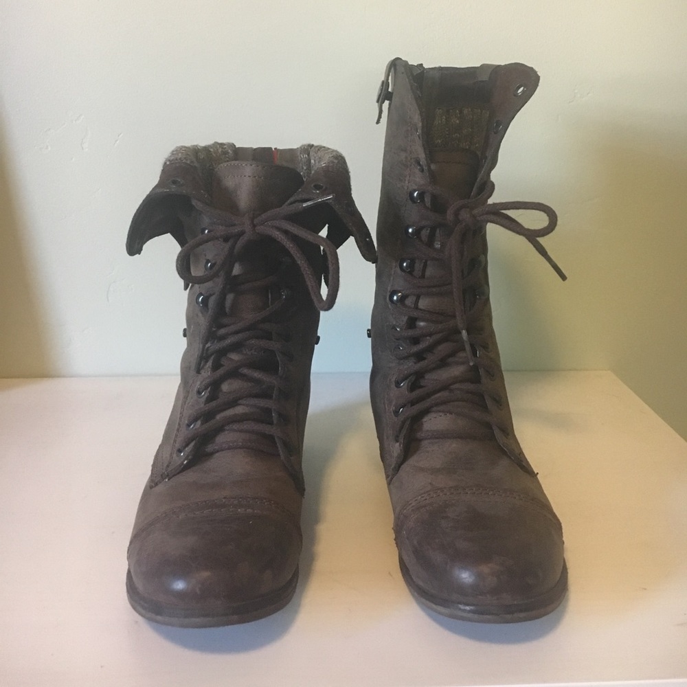 Steve Madden brown Troopa boot size 8