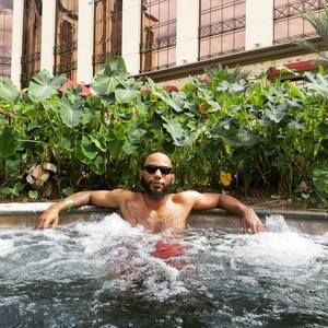 Meet your Posher, Joe