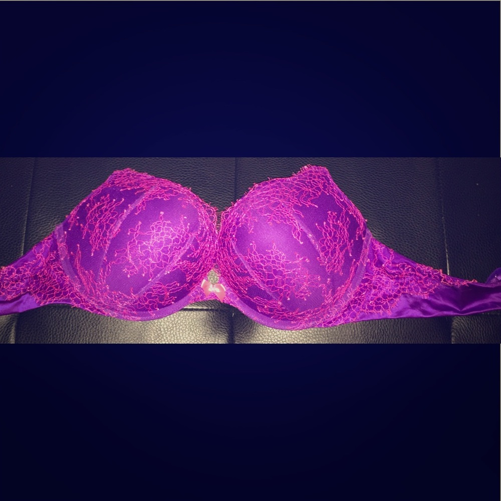 ❤️ 38C Victoria Secret Bombshell push-up bra❤️