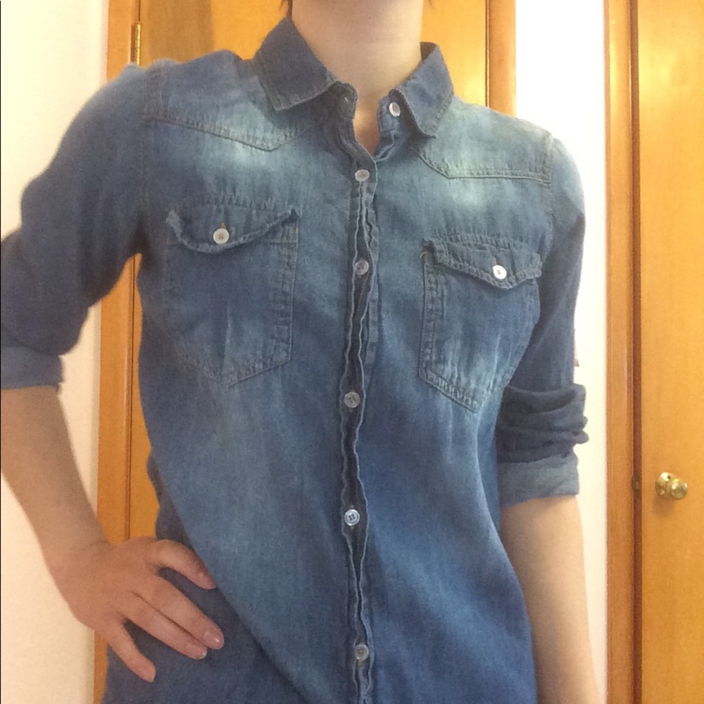 Wet Seal Western Style Chambray Shirt